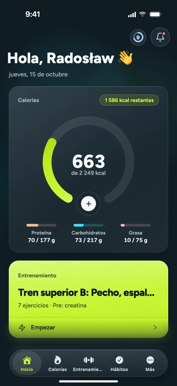 Pantalla de inicio con las calorías de hoy y el entrenamiento del día